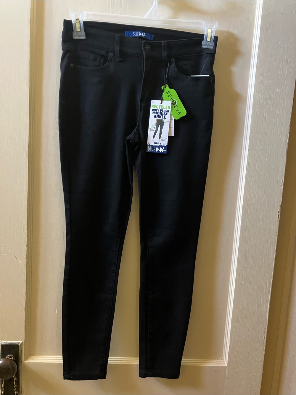 Black Skinny Jeans